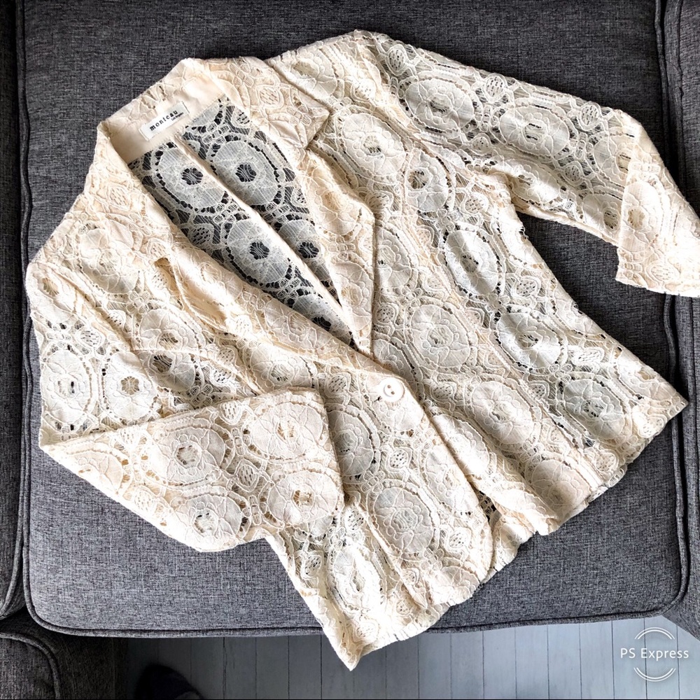 ❌SOLD❌ Monteau Los Angeles Ivory Lace Blazer